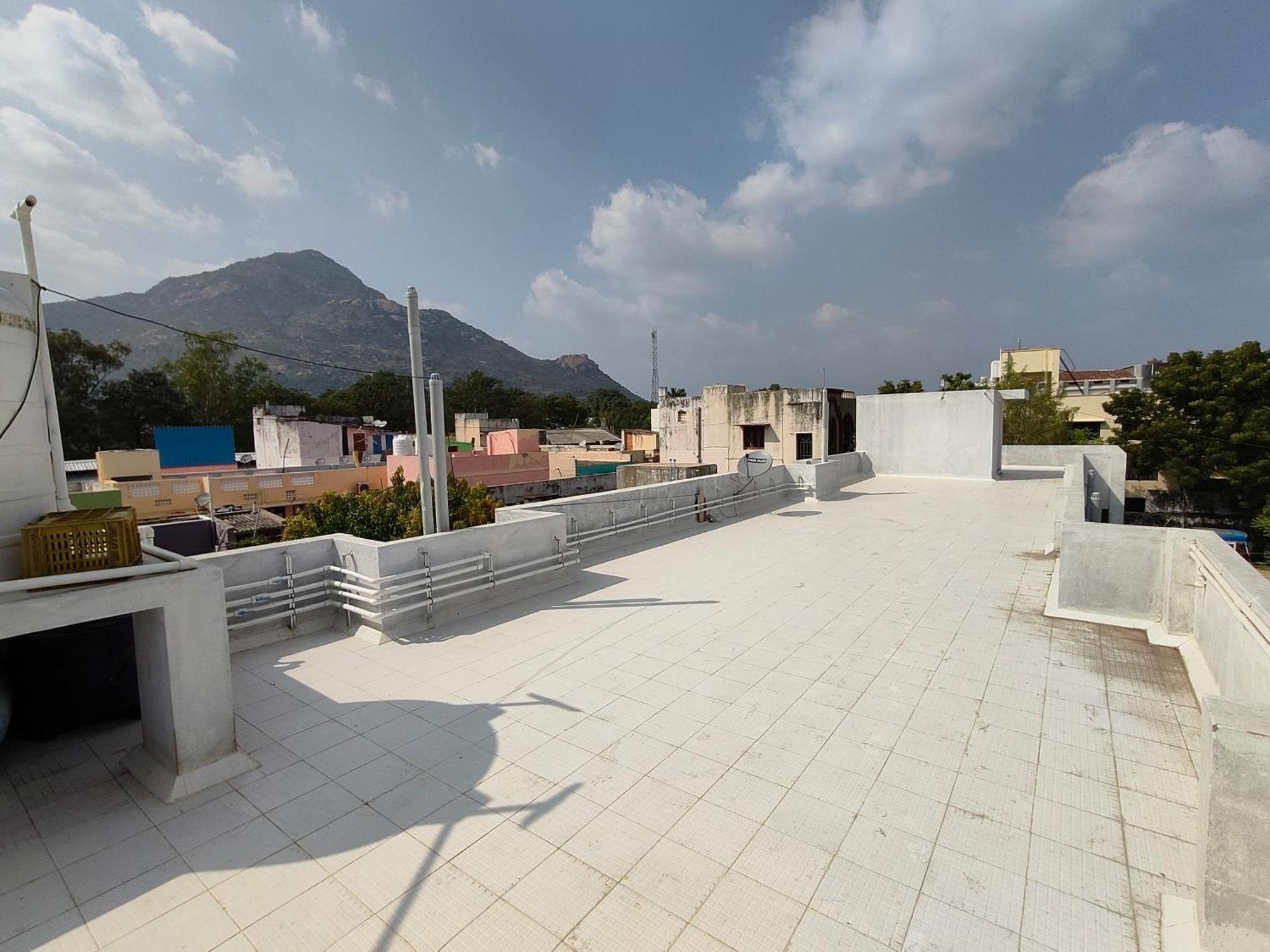 Nivas Hill View Homestay Tiruvannāmalai المظهر الخارجي الصورة